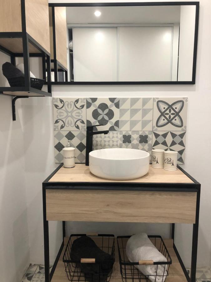 Le Masdinina Superbe Studio Entierement Renove Seynes Ngoại thất bức ảnh